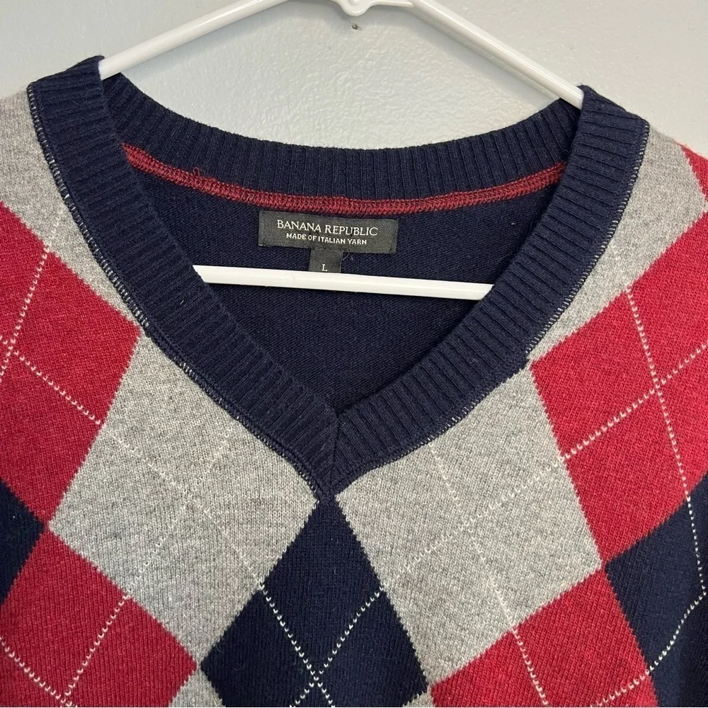 Banana Republic Mens Wool Blend V Neck Sweater Blue Gray Red Argyle Sz L Office